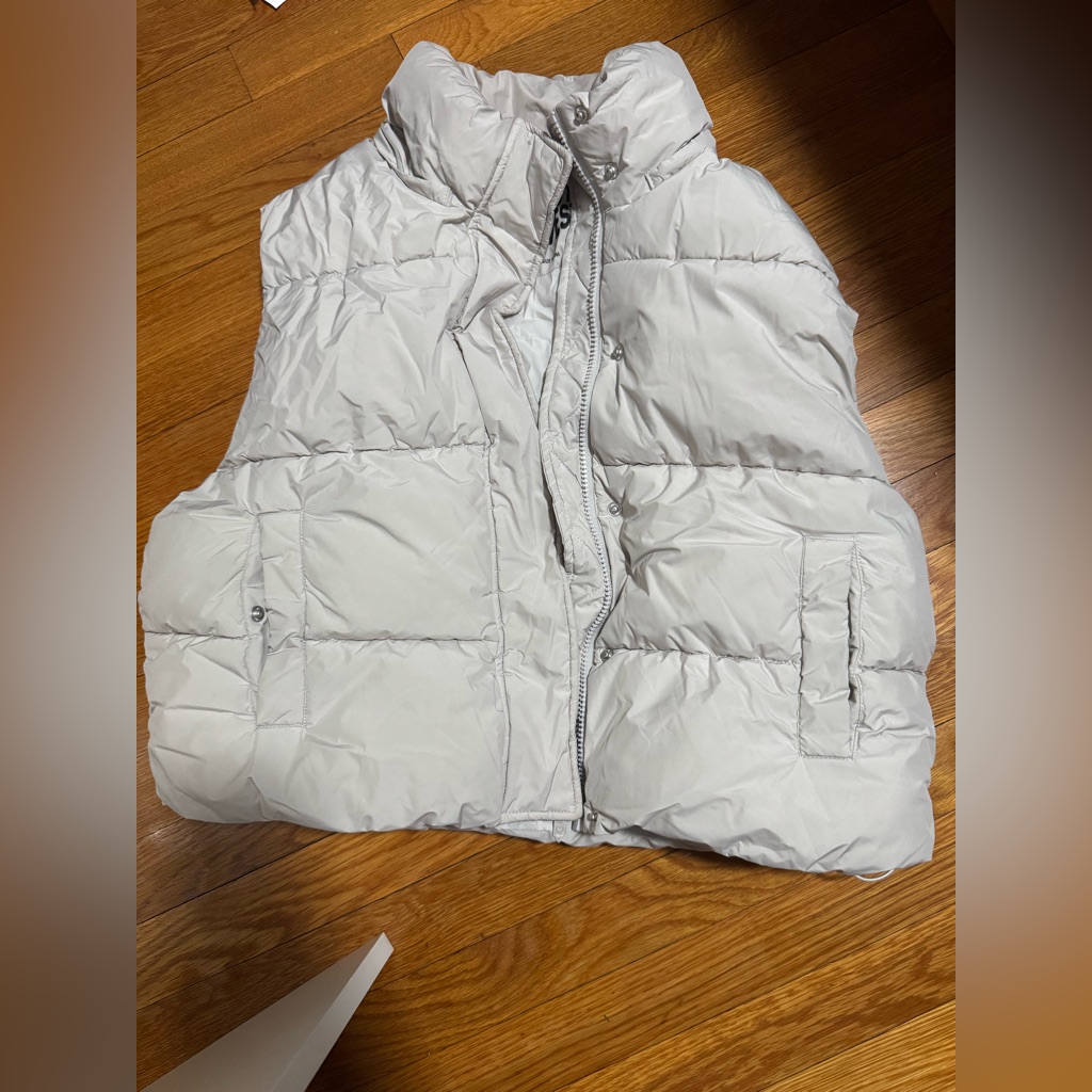 Garage Cream Puff Vest With Black Lettering
